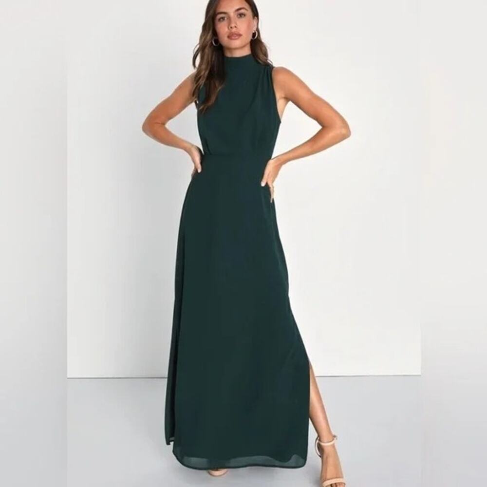 NWT Lulus Chiffon Sleeveless Highneck Key Hole Back Side Slit Maxi Dress M Green